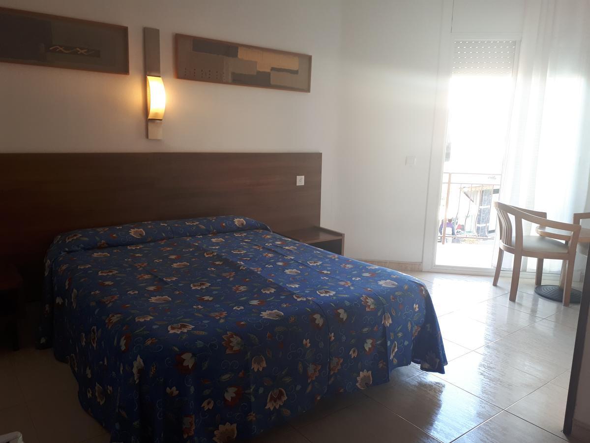 Hostal Margarita Pineda de Mar Extérieur photo