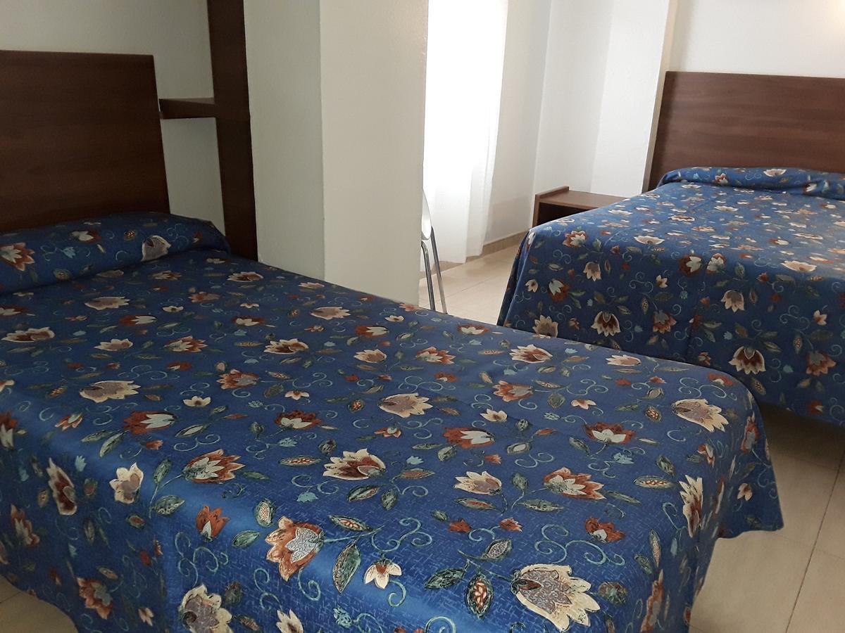 Hostal Margarita Pineda de Mar Extérieur photo